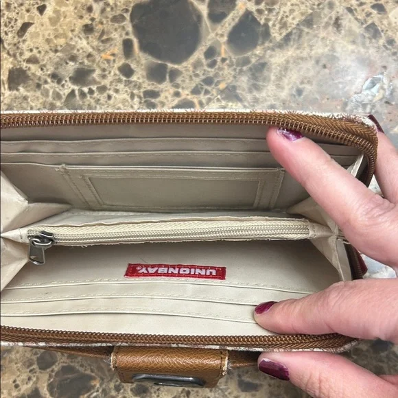 UNIONBAY Floral Clutch - Brown and Pink - Picture 6 of 8